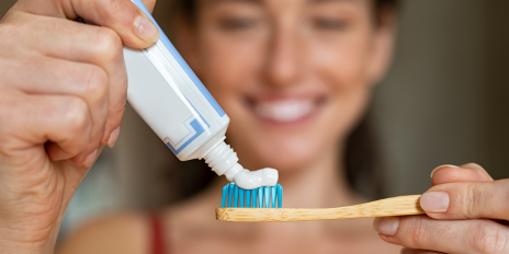 CHOOSING YOUR TOOTHBRUSH AND TOOTHPASTE – THE RIGHT KIND OF ESSENTIALS